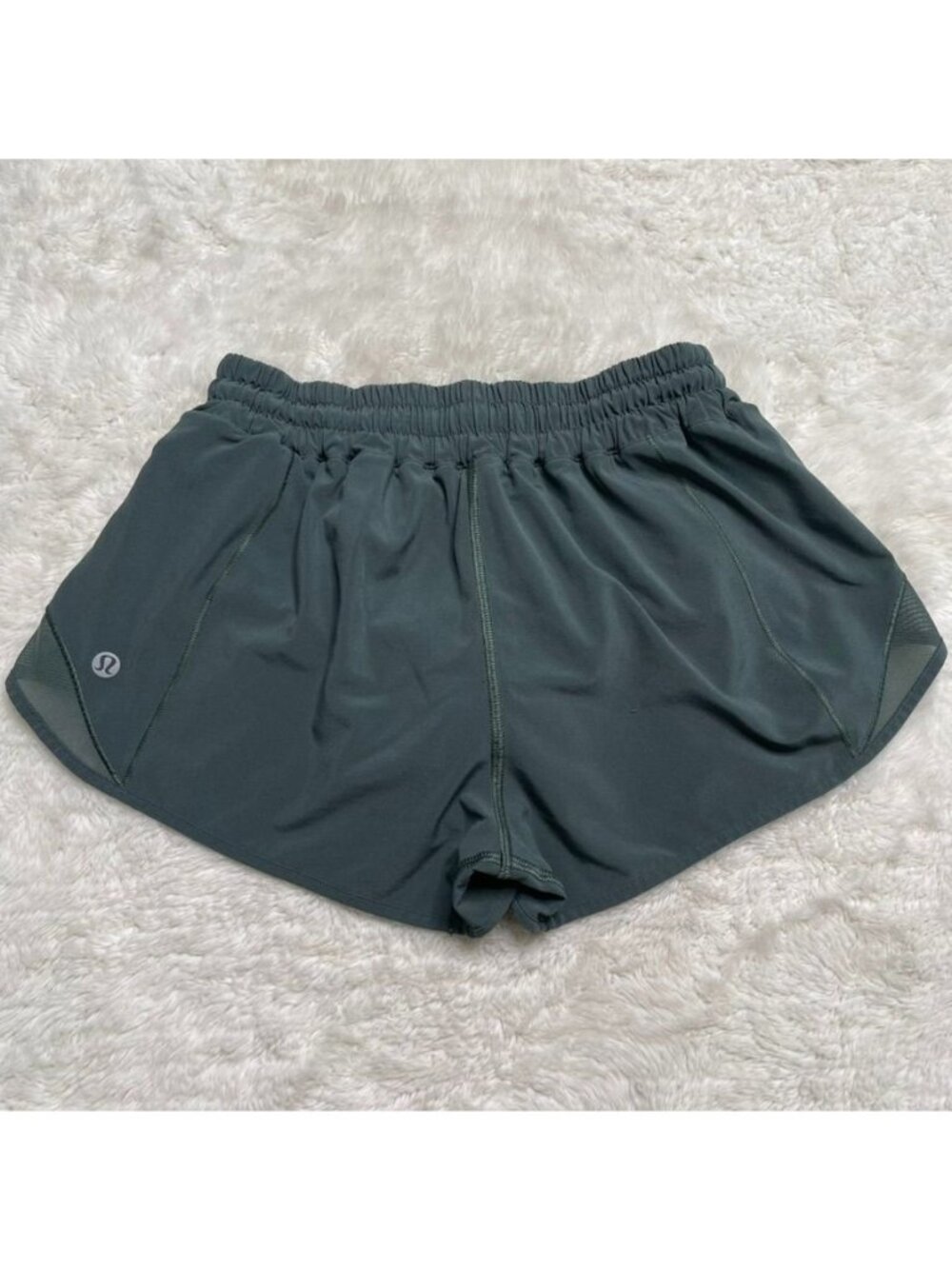Lululemon Hotty Hot Lined Shorts Dark Green Size 4 Mesh Active Running